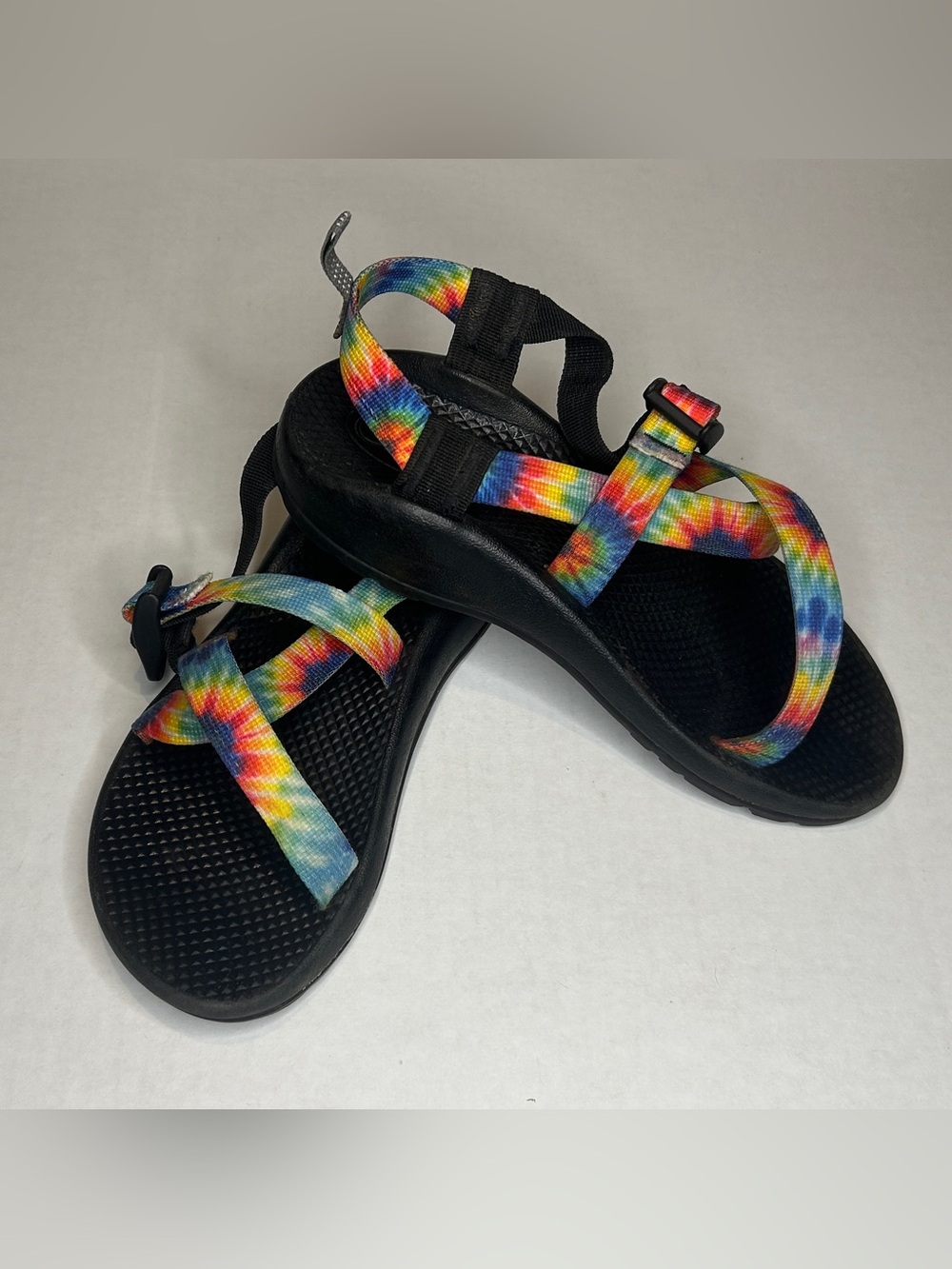 Chaco Women's Size 5 Rainbow Tie-Dye Strap Sandals